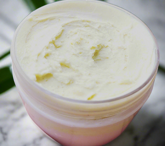 Luxurious brûlée cream hydrating
